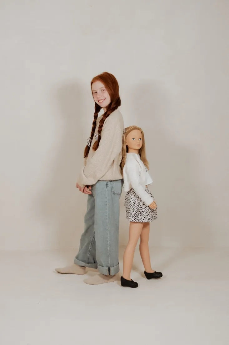 Arias lėlė Carole su baltu švarkeliu, 105 cm
