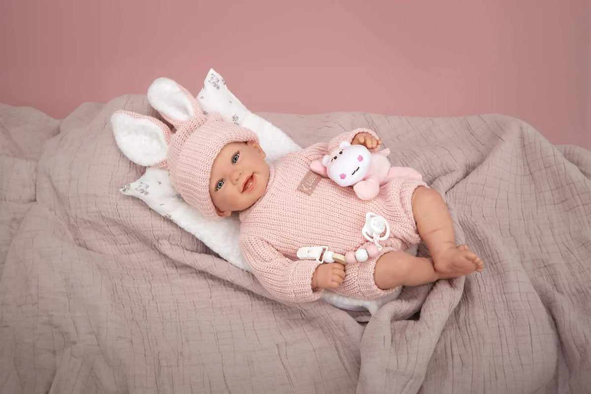 Arias Reborn lėlė kūdikėlis rožiniais rūbeliais, Lucia, 45 cm